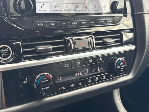 Used 2022 Nissan Pathfinder SL w/ Lighting Package (N92) AWD/4WD image 23