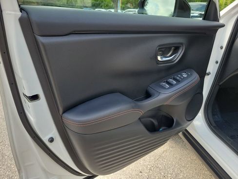 Used 2025 Honda HR-V Sport image 22