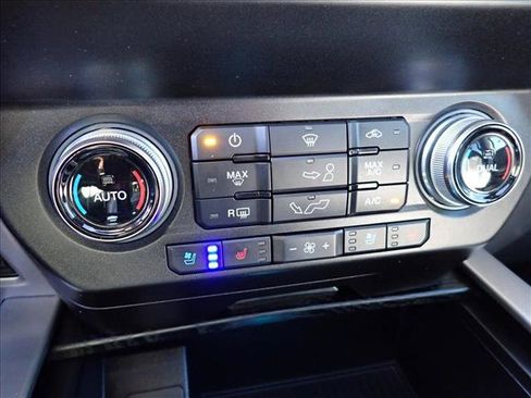 Used 2020 Ford F150 Platinum w/ Equipment Group 701A Luxury image 23