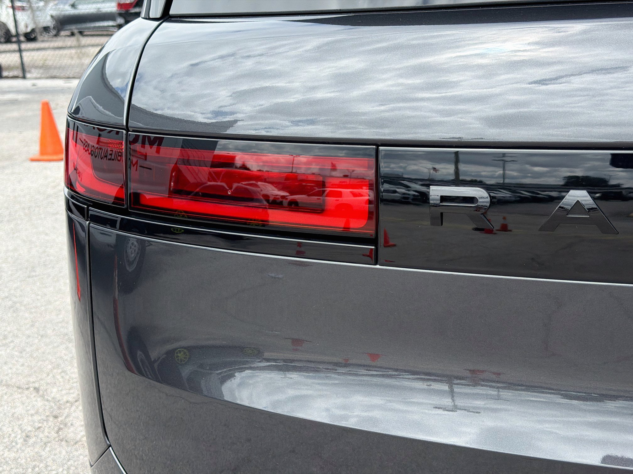 New 2027 Land Rover Range Rover Sport SV AWD/4WD image 10