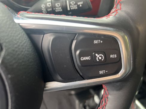 Used 2021 Jeep Wrangler Unlimited Rubicon w/ Safety Group image 13