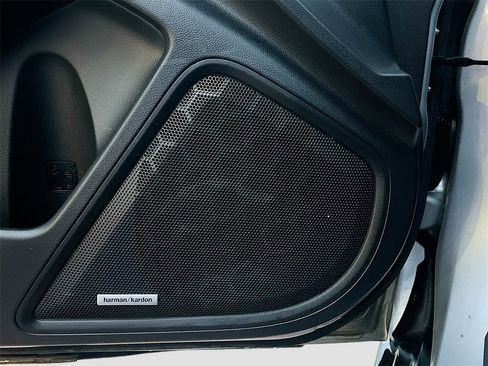 Used 2023 Subaru Outback Limited XT image 19