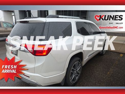 Used 2019 GMC Acadia Denali w/ Technology Package AWD/4WD image 5