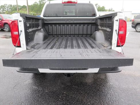 Used 2022 Chevrolet Colorado Z71 image 17