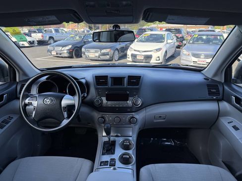 Used 2012 Toyota Highlander 4WD image 15