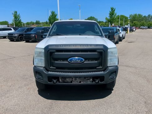 Used 2011 Ford F250 XLT AWD/4WD image 3