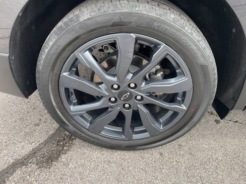 Used 2022 Chevrolet Equinox RS w/ RS Leather Package image 13