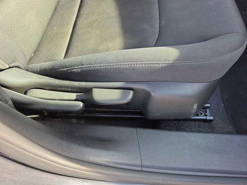 Used 2024 Chevrolet Malibu LT image 23