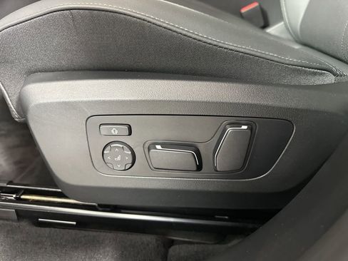 Used 2025 BMW X3 xDrive30i w/ Convenience Package AWD/4WD image 10