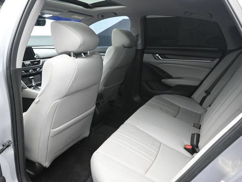 Used 2019 Honda Accord EX-L image 25