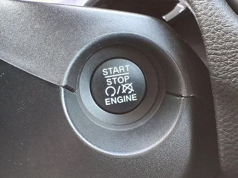 Used 2021 Jeep Compass Latitude image 19