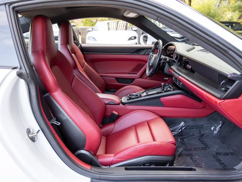 Used 2022 Porsche 911 Carrera GTS RWD image 55