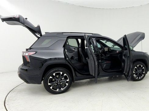 Used 2026 Chevrolet Equinox RS image 13