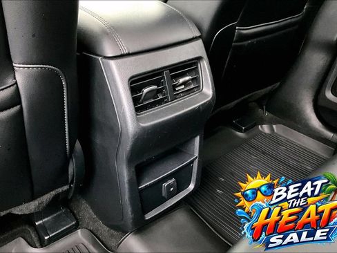 Used 2020 Ford Edge SEL w/ Cold Weather Package AWD/4WD image 29