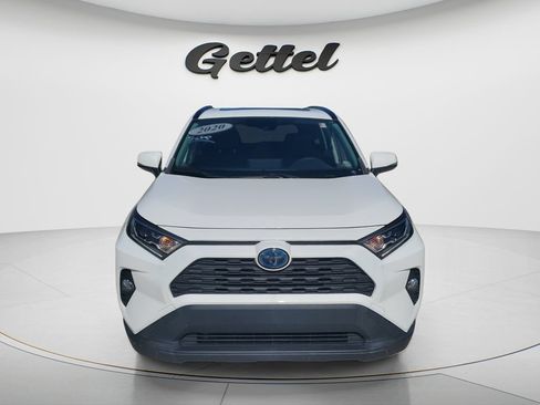 Used 2020 Toyota RAV4 XLE w/ Convenience Package AWD/4WD image 2
