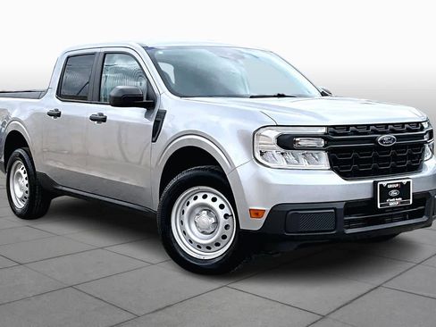 Certified 2023 Ford Maverick XL image 3