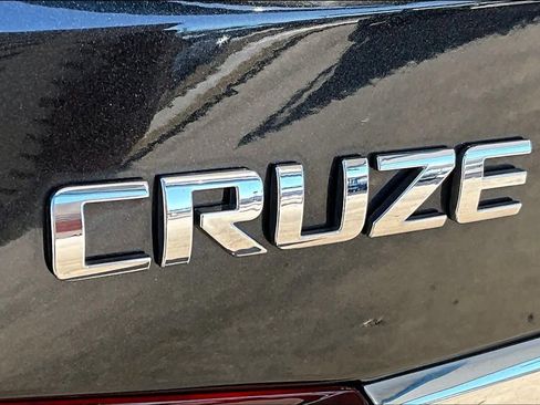 Used 2016 Chevrolet Cruze LT w/ Sun And Sound Package image 31