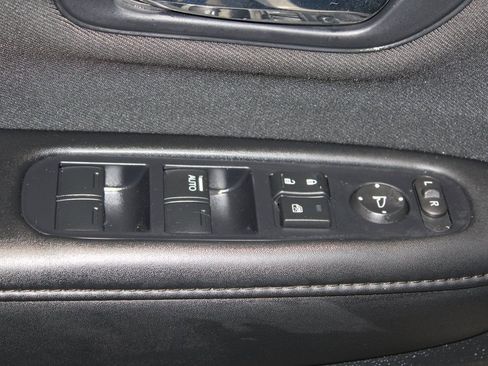 Used 2021 Honda HR-V Sport image 9