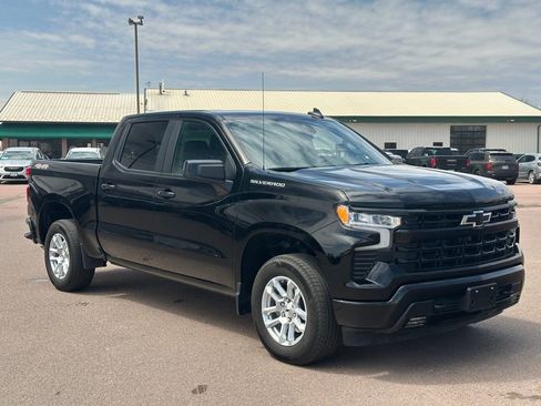 Used 2026 Chevrolet Silverado 1500 RST image 2