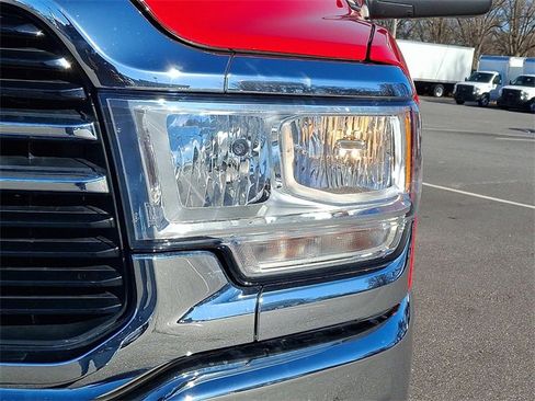 Used 2019 RAM 2500 Big Horn image 9