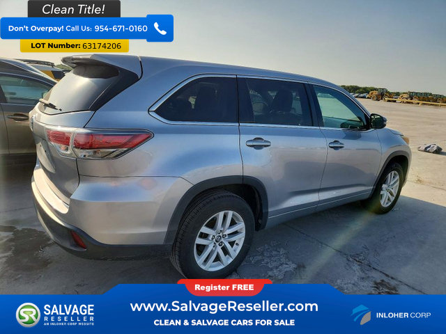 Used 2016 Toyota Highlander LE FWD image 4