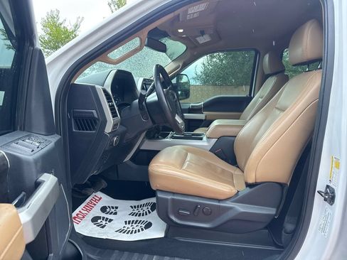 Used 2022 Ford F250 Lariat w/ Lariat Ultimate Package AWD/4WD image 12