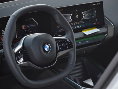 Used 2026 BMW X3 xDrive30 w/ Premium Package image 25