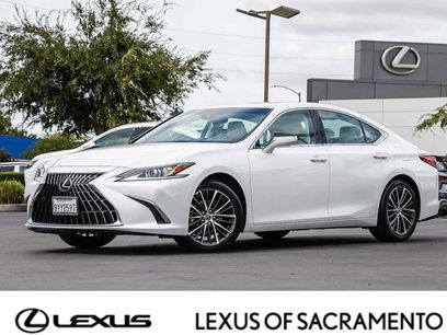 Certified 2022 Lexus ES 350 w/ Premium Package