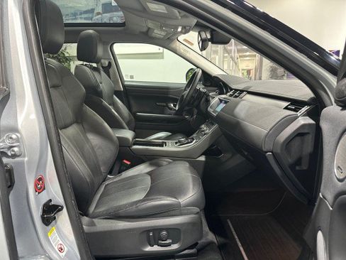 Used 2019 Land Rover Range Rover Evoque AWD/4WD image 51