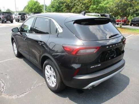 Used 2024 Ford Escape Active image 3