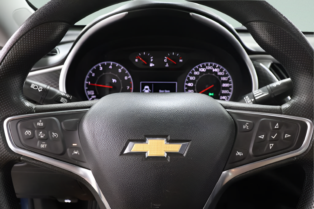 Used 2024 Chevrolet Malibu LT FWD image 9