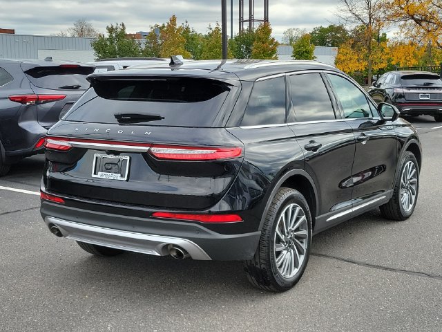 Used 2024 Lincoln Corsair Reserve w/ Equipment Group 201A AWD/4WD image 4