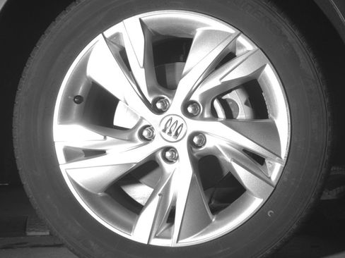 Used 2025 Buick Encore GX Preferred image 13