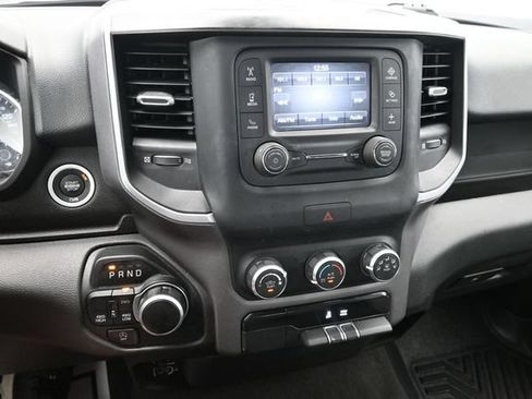 Used 2023 RAM 1500 Big Horn AWD/4WD image 40
