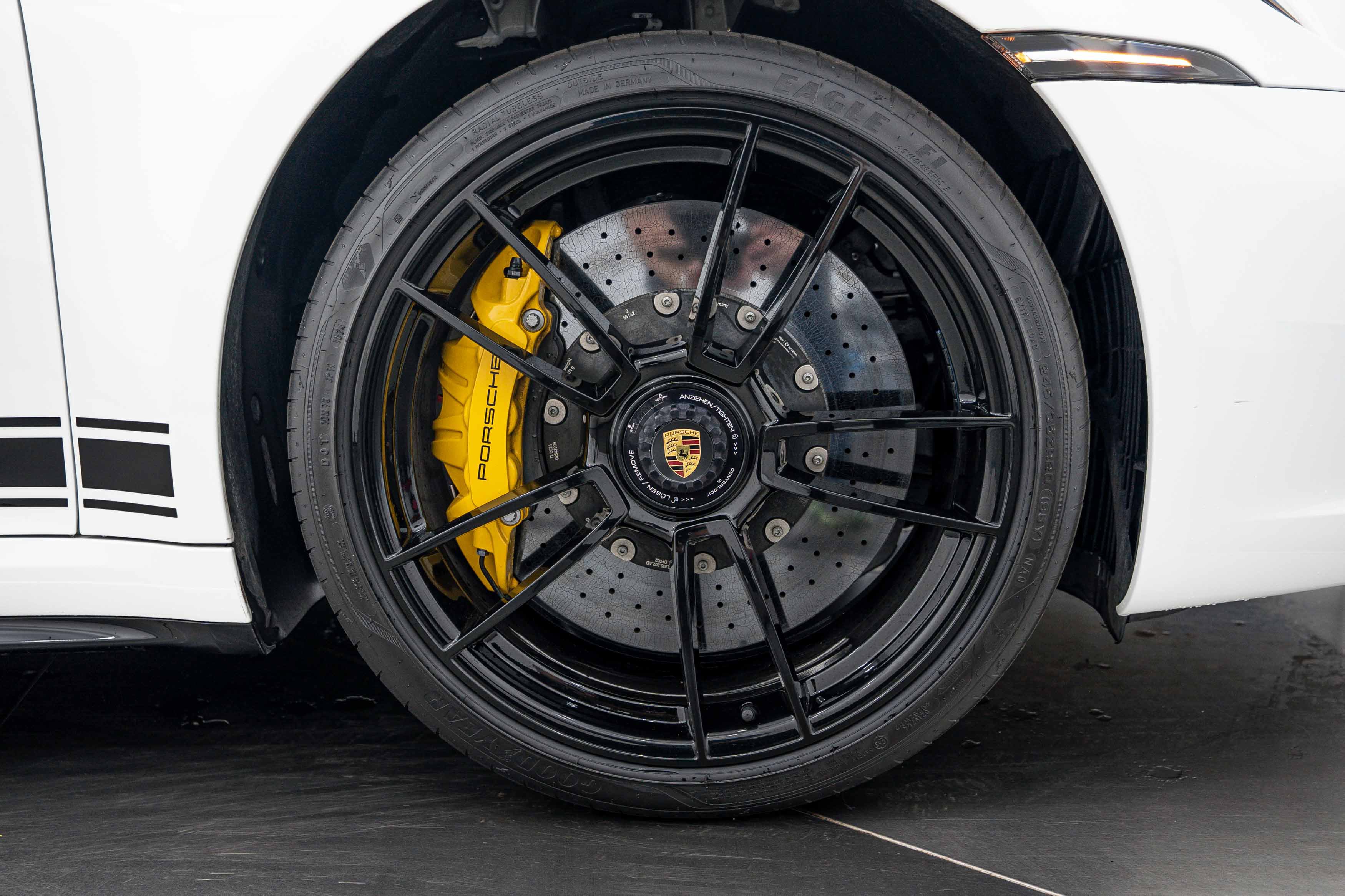 Certified 2024 Porsche 911 Carrera 4 GTS AWD/4WD image 11