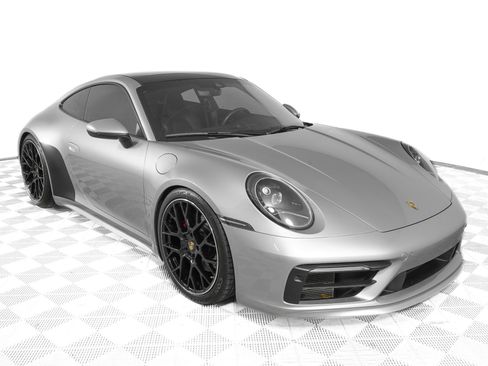 Used 2020 Porsche 911 Carrera S image 3