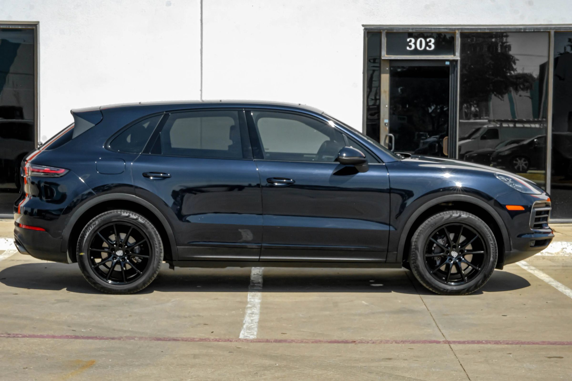 Used 2019 Porsche Cayenne AWD/4WD image 8