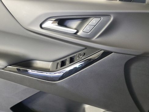 Used 2026 Chevrolet Equinox LT w/ Midnight Edition FWD image 28
