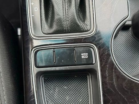 Used 2015 Kia Sorento LX image 29