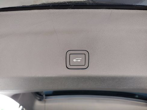 Used 2026 Cadillac Escalade Platinum Sport w/ LPO, Floor Liner Package AWD/4WD image 27