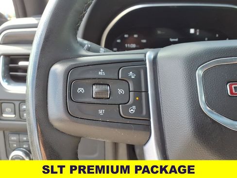 Certified 2023 GMC Yukon XL SLT w/ SLT Premium Package AWD/4WD image 17