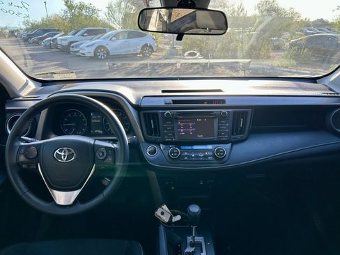 Used 2018 Toyota RAV4 XLE image 17