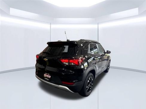 Used 2023 Chevrolet TrailBlazer LT FWD image 25