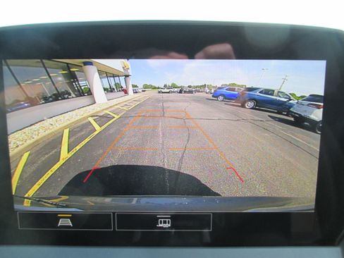 Used 2025 Chevrolet Blazer LT AWD/4WD image 19