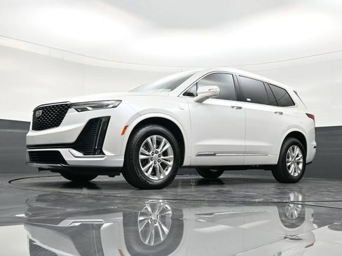 Used 2021 Cadillac XT6 Luxury FWD image 21