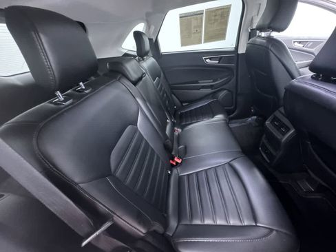 Used 2024 Ford Edge SEL image 35