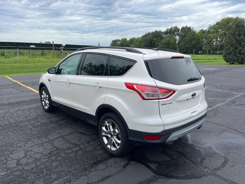 Used 2014 Ford Escape SE w/ Equipment Group 201A AWD/4WD image 2