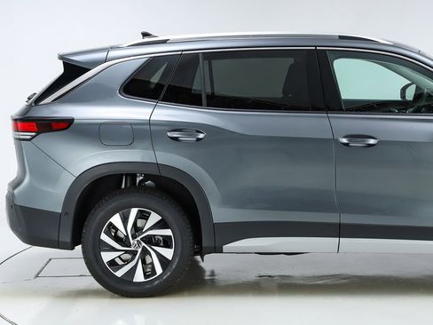 New 2026 Volkswagen Tiguan S image 48