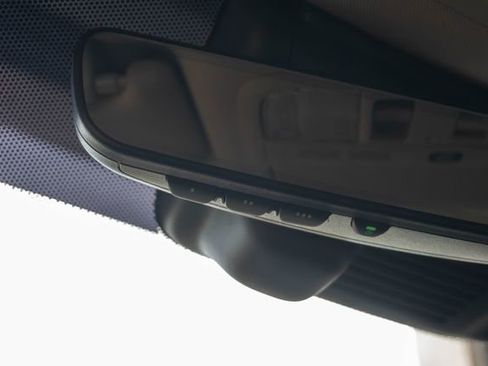 Certified 2021 Honda Accord Touring image 33