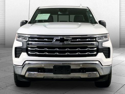 Used 2022 Chevrolet Silverado 1500 LTZ AWD/4WD image 2